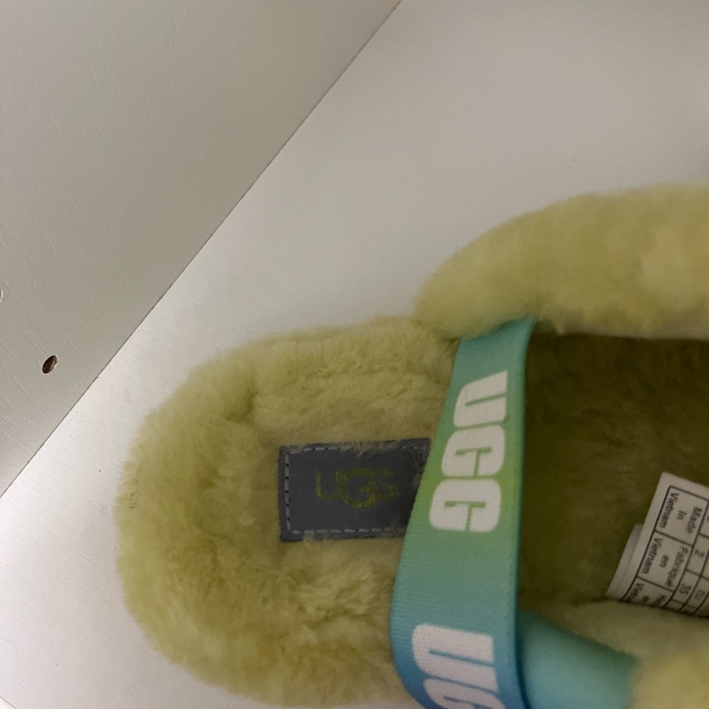 Ugg Fluff Yeah - image 7